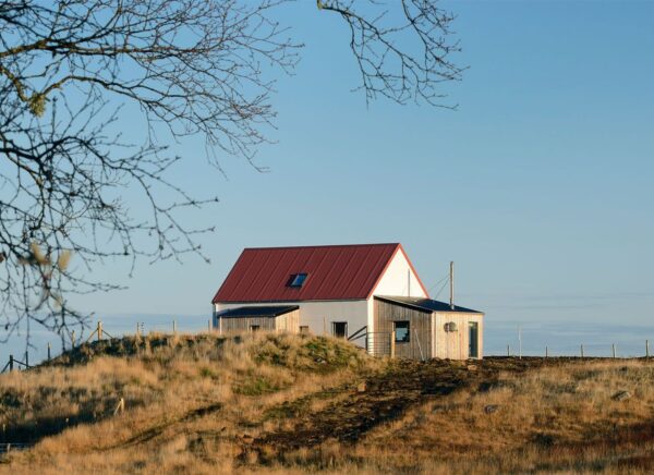 R2 5 Braes exterior 3 g