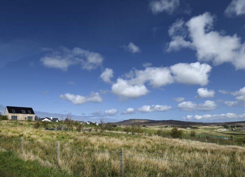 R2 ROAG SKYE 6 1400x933